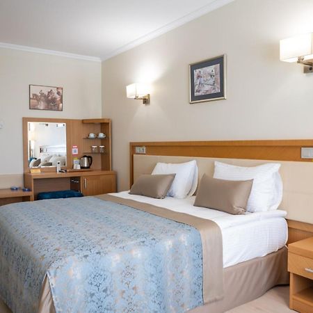 Patalya Lakeside Resort Hotel Golbası Kültér fotó