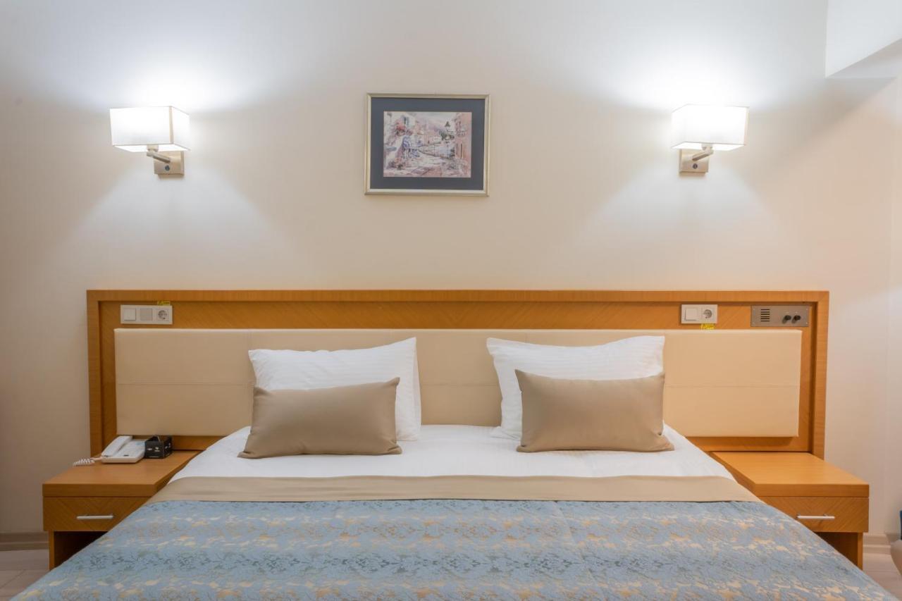 Patalya Lakeside Resort Hotel Golbası Kültér fotó