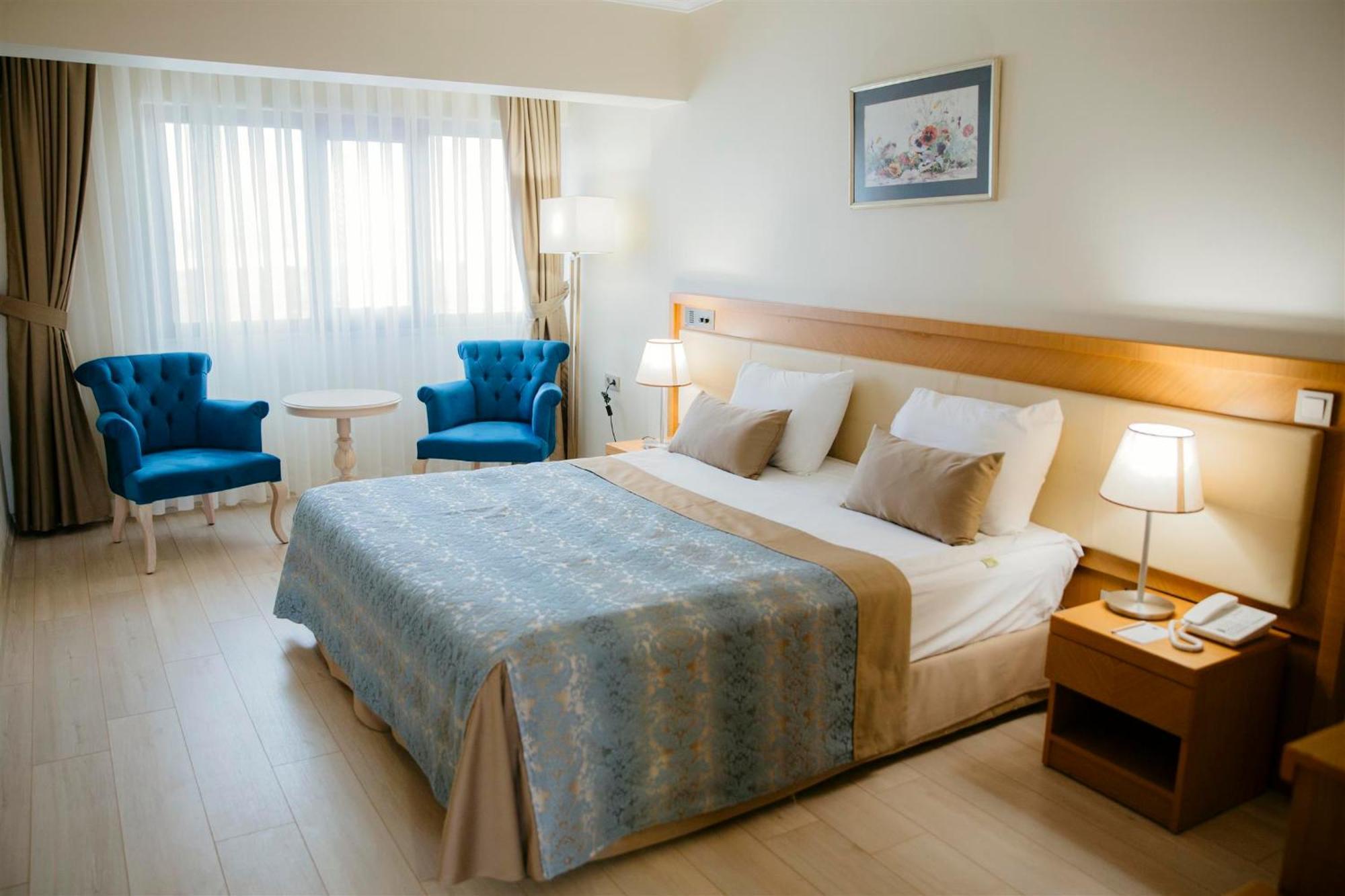 Patalya Lakeside Resort Hotel Golbası Kültér fotó